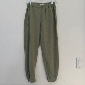 Aritzia Babaton Dexter Pull On Ankle Length Tuxedo Pant Olive Green